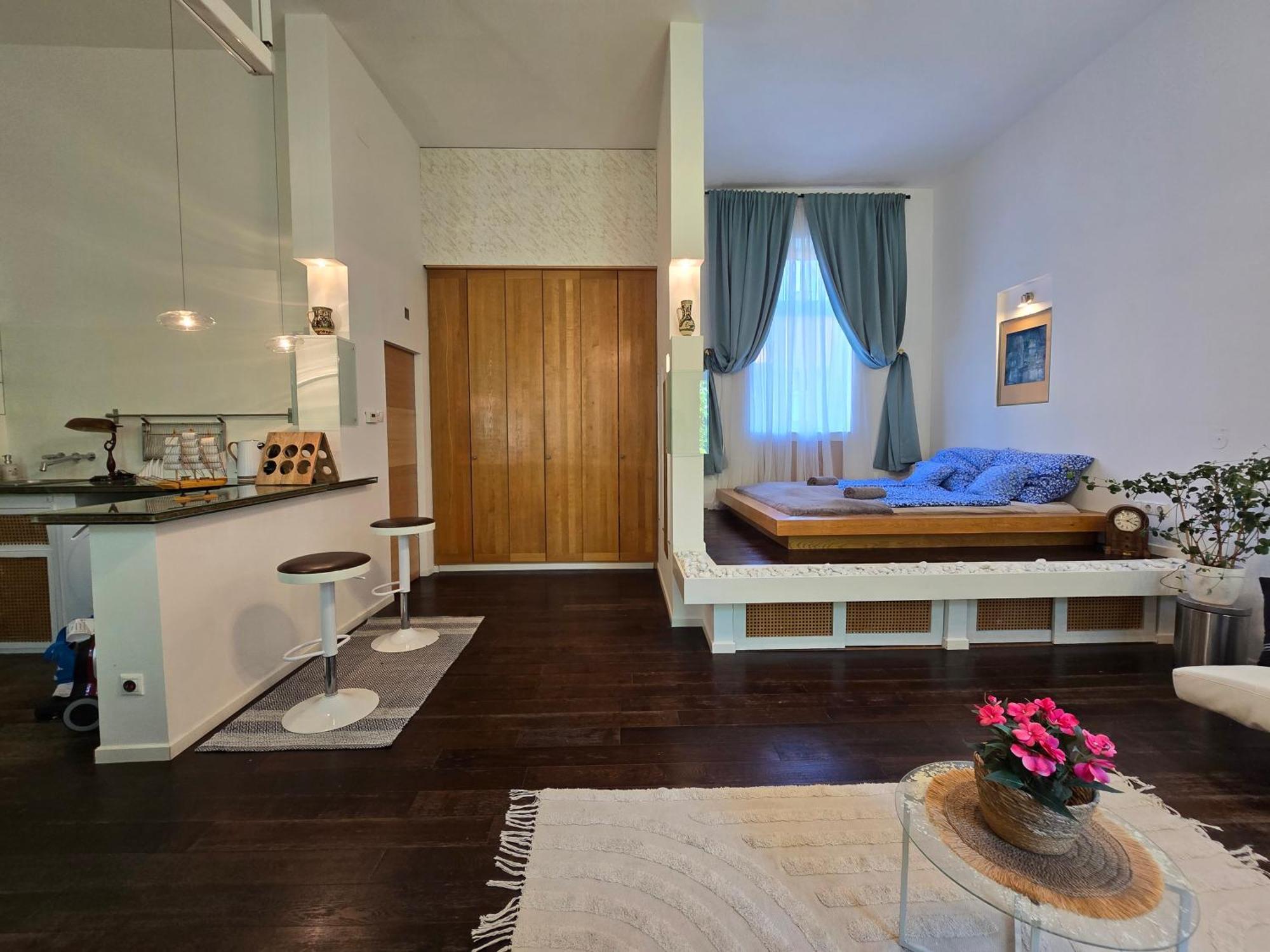 Andrassy Loft Near The Park - Heroes' Square * Budapest